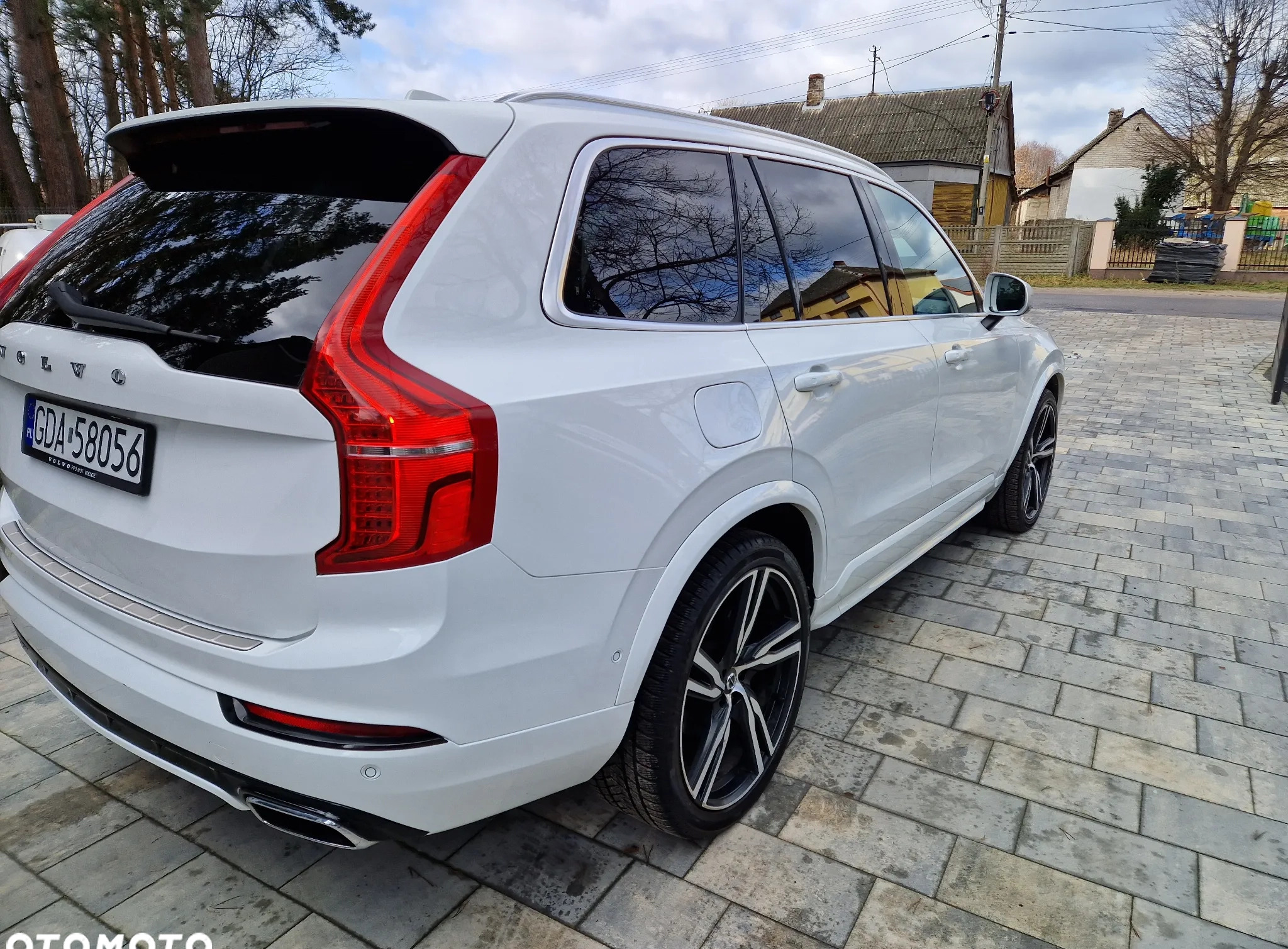 Volvo XC 90 cena 189000 przebieg: 99000, rok produkcji 2017 z Góra Kalwaria małe 154